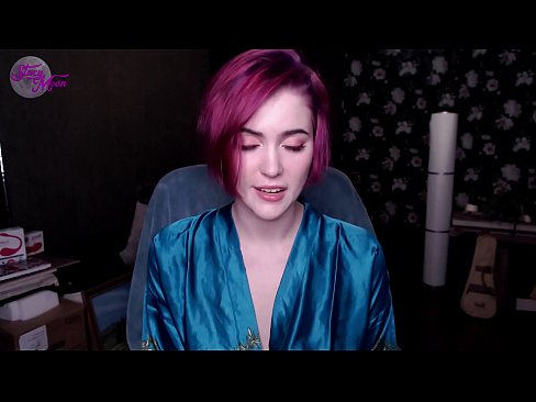 ❤️ Uweisunge iwwer d'Réck vun engem russesche Meedchen op Englesch ❤️ Hausgemachte Porno op lb.sexvideogif.ru ❌