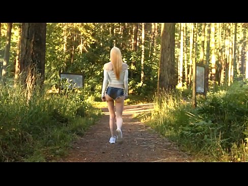 ❤️ Schéin Fra beweegt sech lues, net plakeg Video ❤️ Hausgemachte Porno op lb.sexvideogif.ru ❌